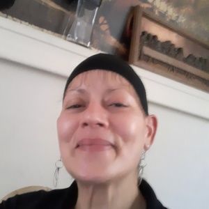 Meet your Posher, Janet